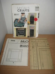 Tafel McCalls 3698 Wandhängend 17 1/2"" x 15 1/2"" & Spielmatte 20"" x 25"" Klasse - Bild 1 von 6