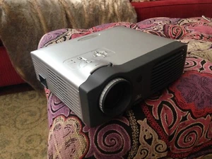 Optoma Projector EP-739 with Case & Cords Theater or Gaming System - Great! - Picture 1 of 7