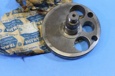 NOS 原始设备制造商 YAMAHA 1978 IT250 YZ400 曲柄 2 / 2K8-11422-00-00 — 第 1/4 张图片