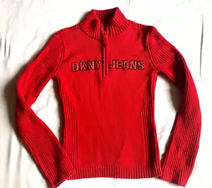 VINTAGE Y2K DKNY JEANS PULLOVER RIBBED SPELL OUT ROT Gr. M S * Pls LESEN * RAR - Bild 1 von 3