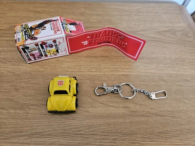 G1 Transformers Bumblebee Re-issue Keychain. (7-Eleven Exclusive) - Image 1 of 4