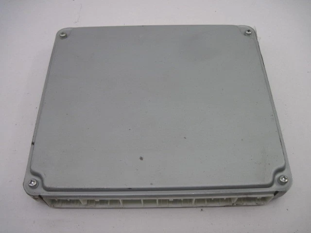 Computadora ECU ECM SCION TC 2005 05 2006 06 Auto 646826 Foto 1 de 4