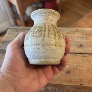 Vintage Small 1960's 1970's Studio Pottery Vase - Great! - Picture 1 of 5