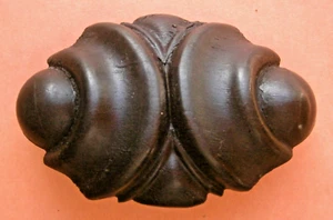 Broche prendedor Gutta Percha siglo XIX - Imagen 1 de 4