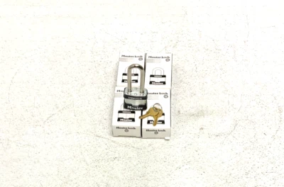 NEW Lot of 4 Master Lock 3KALH Keyed Alike Laminated Steel Shackle Padlock 265D - Image 1 of 4