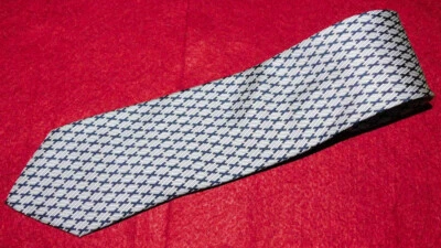 CORBATA DELGADA A RAYAS CRUZADAS GRIS CLARO/AZUL BATTISTONI MADE IN ITALY - CORBATAS DE DISEÑO. Foto 1 de 3