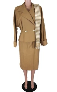 NEW - Tuta cammello lana RASPINI con giacca, gonna e sciarpa - TG 9/10 - Foto 1 di 9