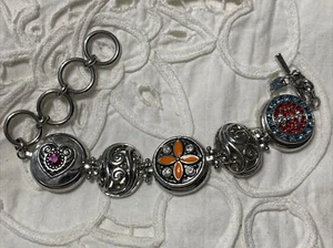 Ginger Snaps silvertone bracelet with three detachable charms - Picture 1 of 12