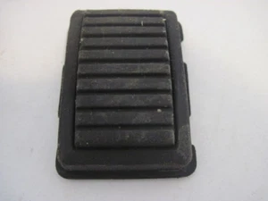 B  OLD STOCK CHRYSLER DODGE MOPOR RUBBER EMERGENCY BRAKE PAD CAR PART - Picture 1 of 3