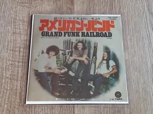 GRAND FUNK RAILROAD - WE'RE AN AMERICAN BAND 7" 1973 JAPAN CAPITOL RECORDS EX - Picture 1 of 7