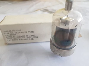 Electrón tube JAN 6146W, SIN USO GTE PRODUCTS CORP. USA EMPAQUETADO EN 1981 - Imagen 1 de 3