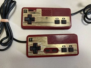 Famicom Square Button Controller Set 1P & 2P Early Model Tested - Picture 1 of 2