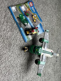 LEGO CITY: Airport Cargo Plane (60101) 100% Complete