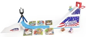 HEXBUG Nitro Circus GIGANTARAMP World Famous Airbound Stunt Toys NEW W/Character - Picture 1 of 6