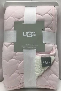 UGG Damietta Reversible Quilt For Baby Crib Pink Shell 36”x45” Brand NEW! Soft - Picture 1 of 2