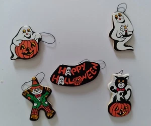 Vintage Halloween Magnets, Wooden Haunted Tree Ornaments & Refrigerator Magnets - Picture 1 of 7