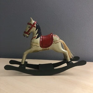 Schaukelpferd Holz geschnitzt - Bild 1 von 12