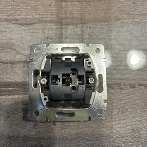 Legrand 775605 Ausschalter 2-Polig - Bild 1 von 1