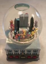 SNOW GLOBE, Musical, 1999 Macy’s Thanksgiving Day Parade -  AS IS
