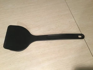 Rubbermaid Schwerlast Nylon breite Klinge Spatel Wender Flipper # 1972 - Bild 1 von 5