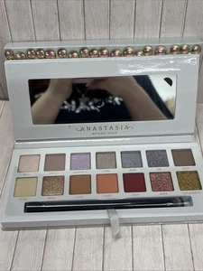 Anastasia Beverly Hills Carli Bybel Lidschattenpalette neu im Karton authentisch - Bild 1 von 3