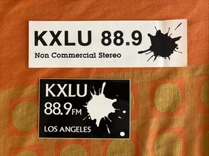 Vintage 80er KXLU Los Angeles Radiosender Autoaufkleber 2 Stück - Bild 1 von 1