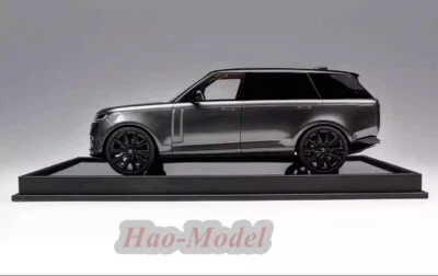Motorhelix 1:18 Range Rover Extended version Resin Diecast Model Car Hobby Gifts - Image 1 of 4