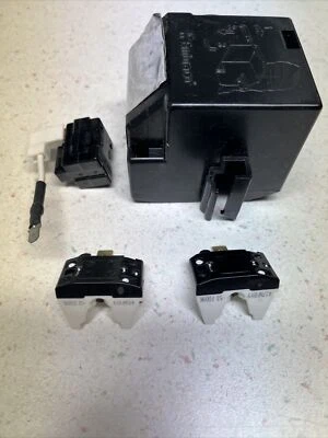 原始设备制造商 FSP Whirlpool W10247581 继电器过载套件 适用于 Maytag 冰箱 — 第 1/4 张图片