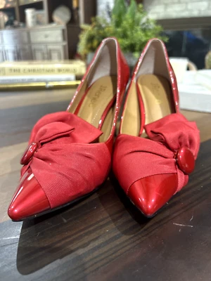 J. Renee Hirisha Red Satin Ornament Bow Pumps Women's Size 7M Red Patent Leather - Image 1 of 4
