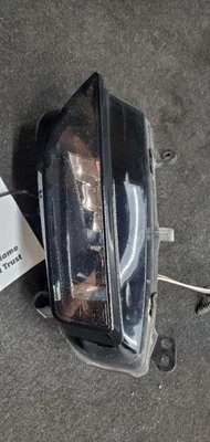 Passenger Corner/Park Light Fog-driving With S Line Fits 13-16 AUDI A4 1036465 - Image 1 of 4