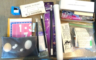 MAGIC LOT CC - Egg bag, Wands, Color Change Feather, Slush Powder, +++ - Image 1 of 4