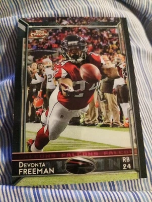 2015 Topps Chrome - Devonta Freeman #94 - Image 1 of 4