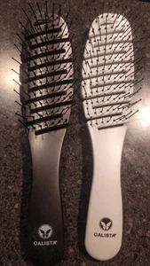 Calista Smoothie Hair Brush De-tangle Smooth Style Flexible BLACK + WHITE ~ New - Picture 1 of 1
