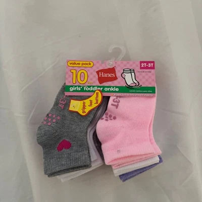 Calcetines tobilleros súper suaves Hanes para niñas pequeñas, parte inferior con agarre, 10 pares Foto 1 de 4