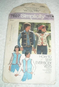 7607 Simplicity Sewing Pattern, Vest, Small, from 1976, Used - Picture 1 of 6