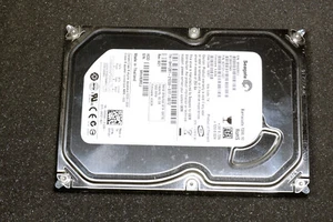 Seagate Barracuda 7200.10 80GB SATA 7200RPM ST380815AS 9CY131-037 Fw: 4.ADA - Picture 1 of 1
