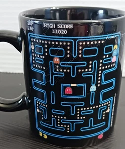 Pac Man Heat Change Mug Video Game Board Design by Paladone Monsters Bytes - Picture 1 of 24