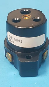 Ever-lok,Connector Receptical, Plug 3 Pin Female, 10A, 600VAC, Russelstoll, 3870 - Picture 1 of 6