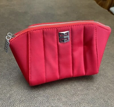 Bolso sin asas Givenchy icónico lápiz labial rojo aspecto acolchado bolsa de cosméticos Foto 1 de 4