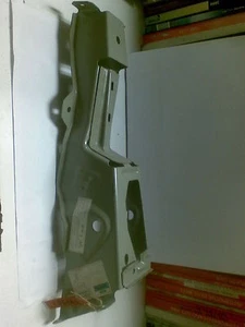 FORD ESCORT & ORION AUTOMATIC BRAKE PEDAL BRACKET BOX (1640951) - Picture 1 of 2