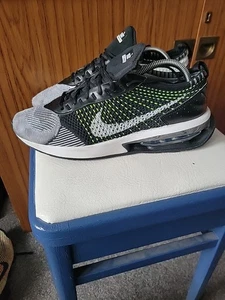 Nike Air Max Flyknit Racer Schwarz Größe 8,5 UK DM9073 002 Runners  - Bild 1 von 10