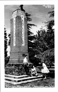 1940er RPPC Postkarte Pioneer Memorial Vancouver Washington WA People Front - Bild 1 von 2
