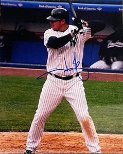 Jason Giambi Autographed New York Yankees 8x10 Photo - Picture 1 of 1