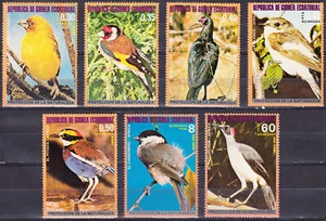 W EQUATORIAL GUINEA 0989A-995A AFRICA BIRDS PERFORATED SET - Picture 1 of 1