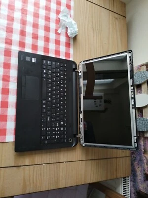 Toshiba Satellite C50D-B-120 Laptop AMD Windows 7 (Untested) - Image 1 of 4