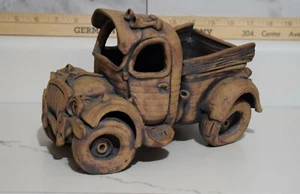 Vintage Funky Truck - Picture 1 of 12