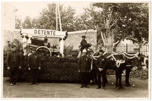 Carpentras.Char des Sapeurs Pompiers 1931.Moto Pompe.Photo argentique F.Meyer. - Picture 1 of 2