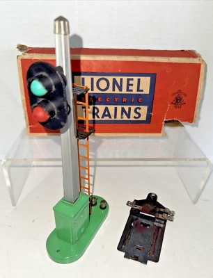 LIONEL POSTWAR O GAUGE 153 AUTOMATIC BLOCK SIGNAL W/153C CONTACTOR OB-WORKS - Image 1 of 4