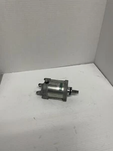 2001 - 2008 SUZUKI GSXR1000 GSX-R 1000 OEM STARTING MOTOR STARTER 31100-40F00 - Picture 1 of 5
