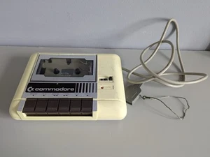 Reproductor de cassette Commodore 64 C2N Datassette 1530 Tape Deck - sin probar - Imagen 1 de 3